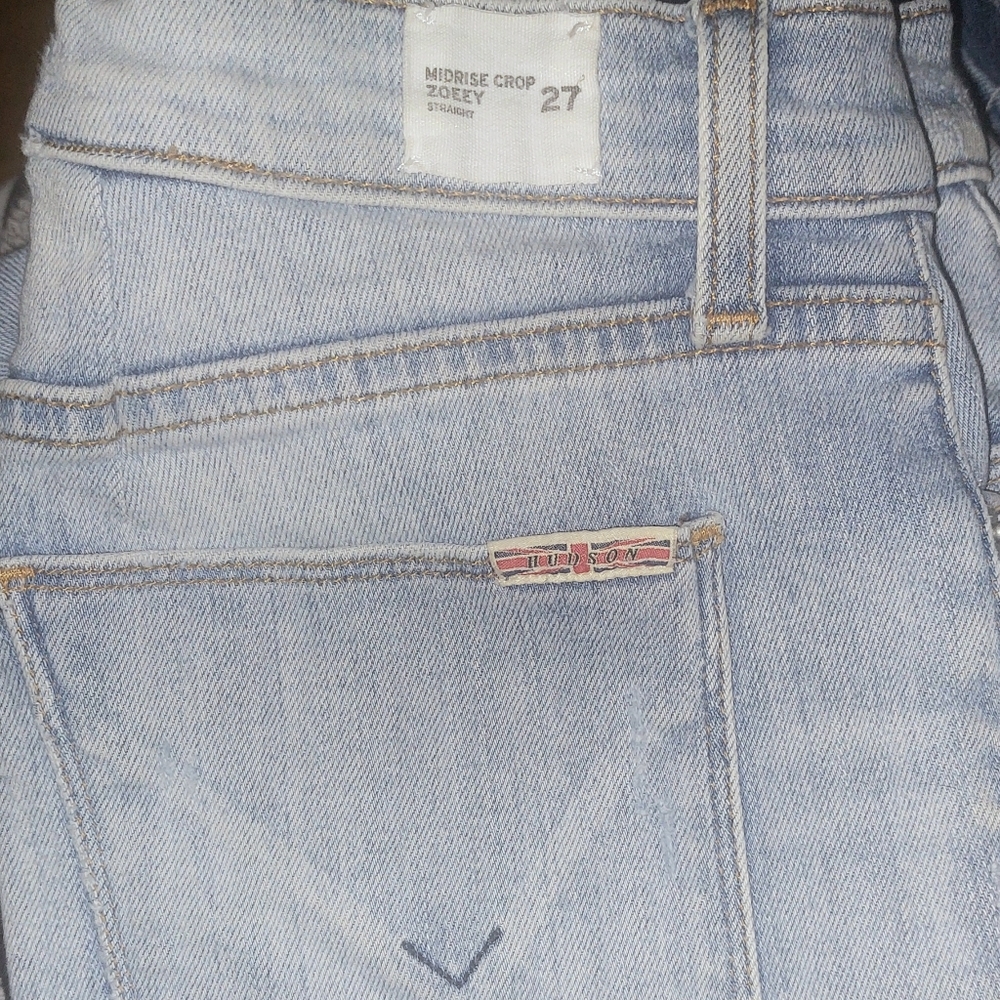 🌷3/$20🌷Hudson 'Zoeey' Cropped Released Hem Jeans - Picture 3 of 5